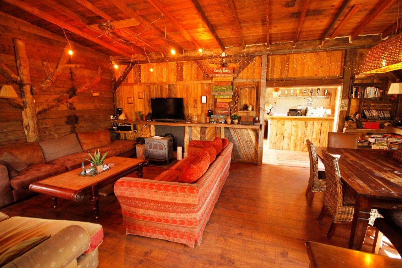 Bamboo Lodge Хронинген Екстериор снимка