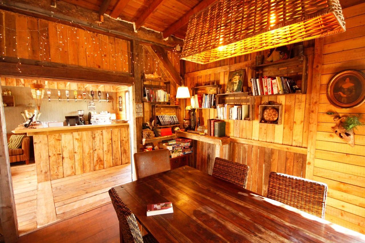 Bamboo Lodge Хронинген Екстериор снимка