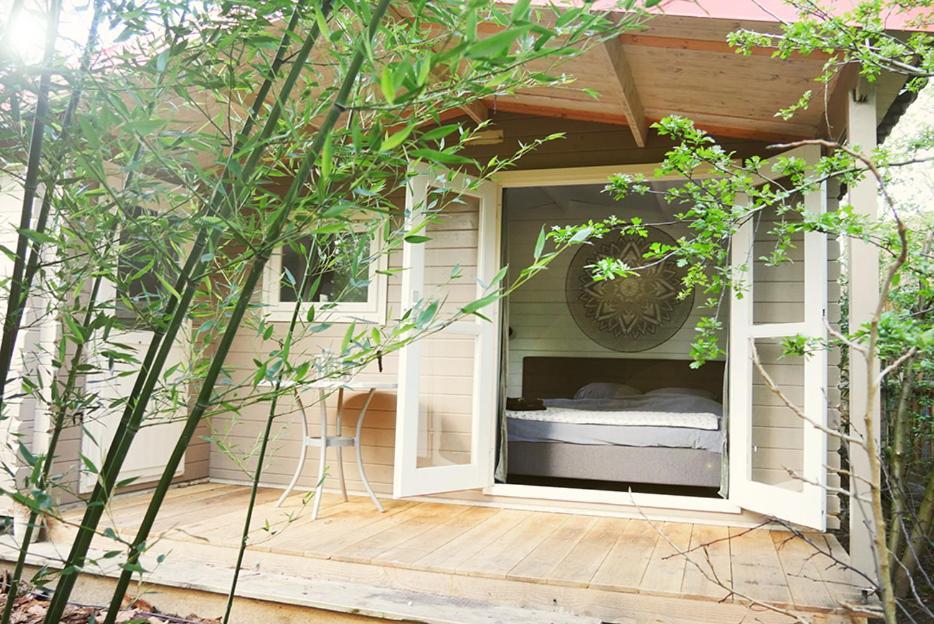 Bamboo Lodge Хронинген Екстериор снимка